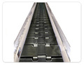 Slat Chain Conveyor - Stainless Steel, Load Capacity 100-200 Kg/ft, Length 20-60 Ft, Electric Power, Adjustable Speed, Durable & Corrosion-resistant