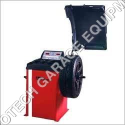 Auto Wheel Balancer Machine