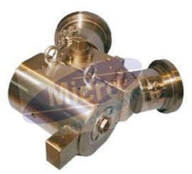 Cross Head - Stainless Steel, Variable Dimensions, 100 PSI | Tri-Clamp Connections, Precise Control, Efficient Transfer