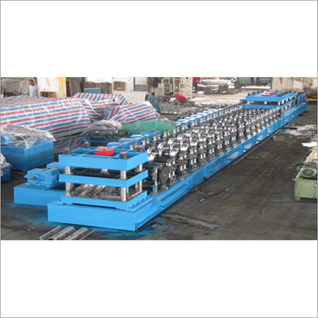 Guardrail Roll Forming Machine