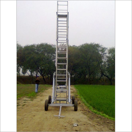 ALUMINIUM LADDER