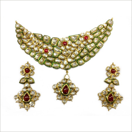 Trendy Necklace Set