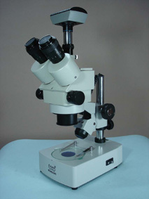 Stereo Zoom Trinocular Microscope