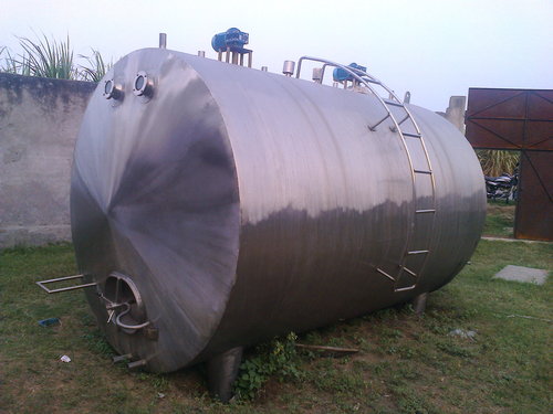 Stainless Steel Milk Storage Tanks