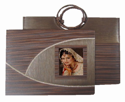 Bag With Cover - Rexine And Brown Color - Material: Wood