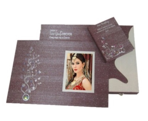 Stylish Box With Cover - Rexine , Black-Beige - Material: Wood