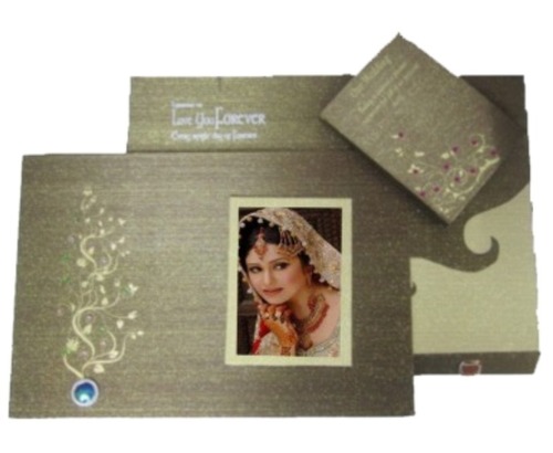 Box With Cover - Wood & Rexine , Black-Beige - Color: Green-Beige
