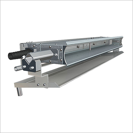 Spray Bar Dampening System