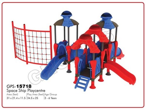 Space Ship Playcentre Capacity: 4-6 Children