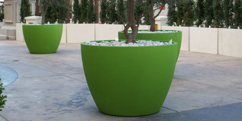 DTC Downtown 1 - Fiberglass 24x18 Inches Green, Lightweight Durable Weatherproof Plant Container