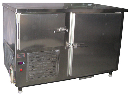 Work Top Refrigerator for hotels and restaurants