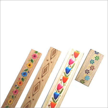 Custom Pentography Wooden Moulding