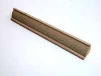 Corner Moulding Density: Low