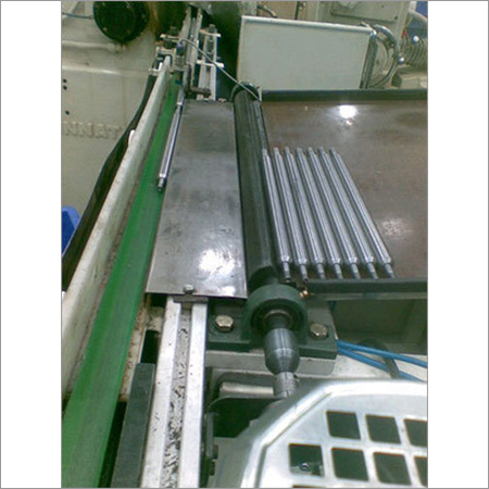 Auto Feed Roller Conveyor System