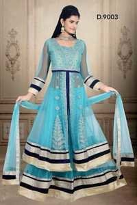 Exclusive lehngas