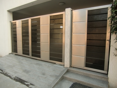 Fabricated Metal Gates