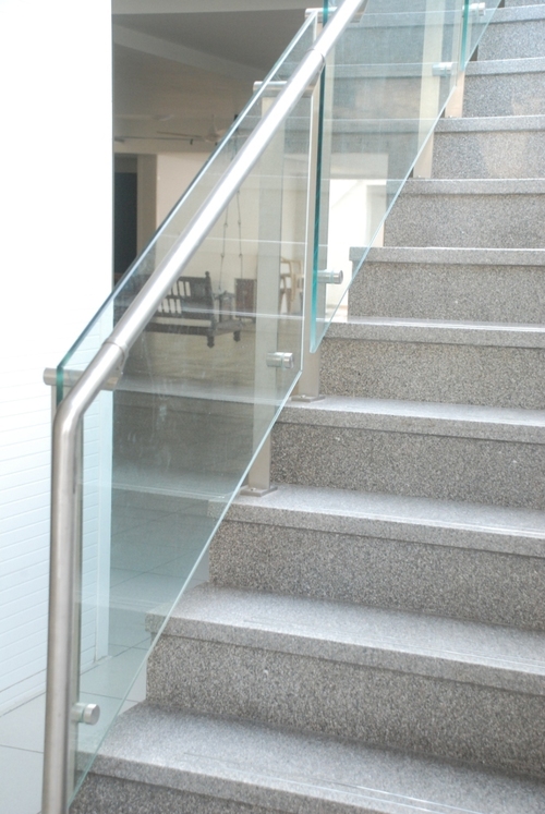 Stainless Steel Staircase Railing