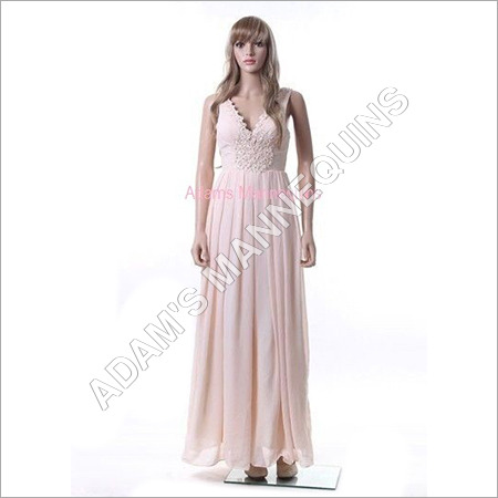 Realistic Plastic Mannequin Age Group: Adults