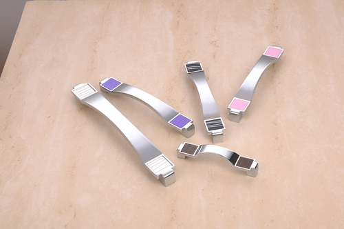 Designer main cabinet handle