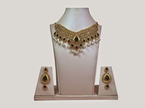 Artificial Necklace