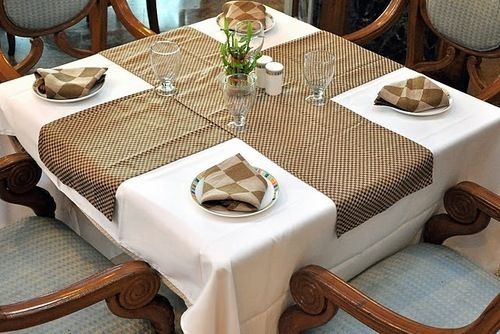 Restaurant Table Runner