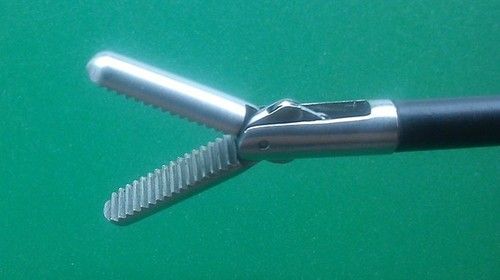 Stainless Steel Grasping & Dissecting Forceps 5Mm