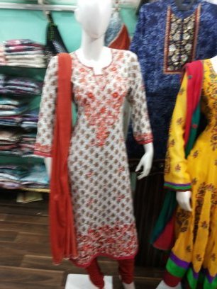 Women Salwar Suit Set