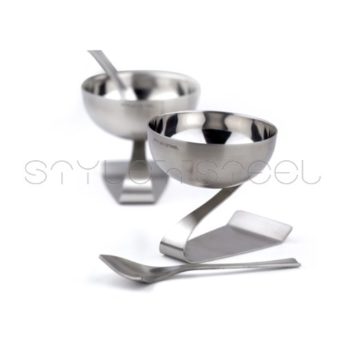 Premium Ice Cream Cup With Spoon.