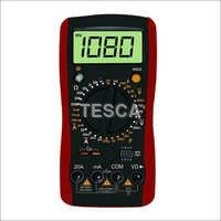 3 1/2 Digital Multimeter with Temperature and Frequency