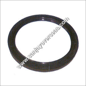 Oil Seal - Nitrile Rubber 30mm ID x 50mm OD x 5mm Thickness, 70 Shore A Hardness | Leak Prevention, Long Lifespan, Reduced Friction