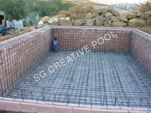 Swimming Pool Construction Contractors