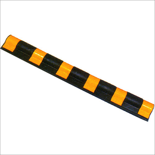 Road Corner Guard