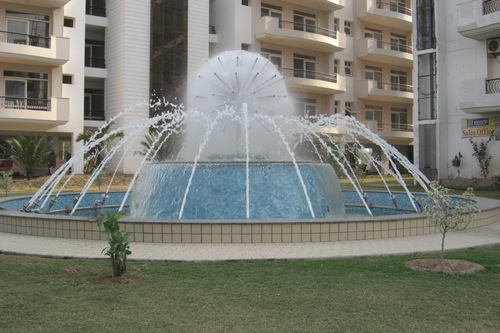 COUSTOMISED OUTDOOR FOUNTAINS