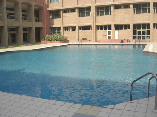 Swimming Pools Manufacturers