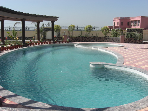 Swimming Pool Construction Service