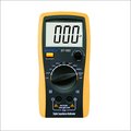 Digital Capacitance Meter
