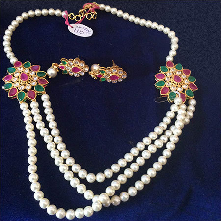 Designer Pearl Necklace