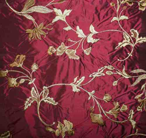 Burgundy Flora