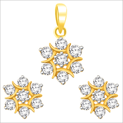 Diamond 3 Pc Pendant Set