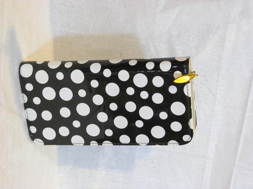 Clutch D8 - PU Leather 10x7 cm Black, Zipper Closure, Polka Dot Pattern, Compact Design