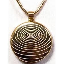 AM PENDENT