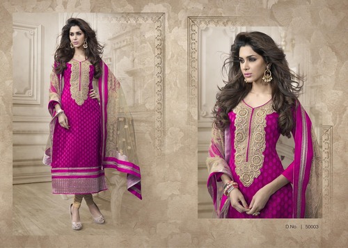 Gorgeous ethinic heavy dupatta suit