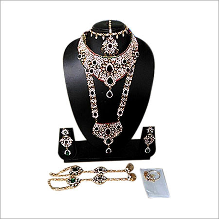 Heavy Bridal Necklace Set