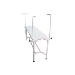 Gynae Examination Table - General Use: Household Furniture