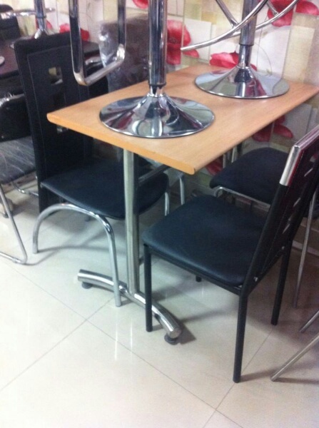 Steel Restaurant Chairs Tables - Steel & Wood, 2ft x 2ft, Chrome Finish | Durable, Stylish, Space Saving, Comfortable Seating