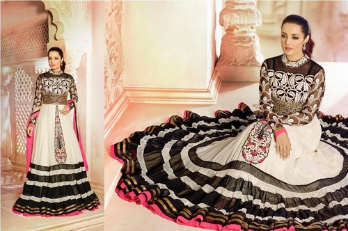 Attractive Anarkali Salwaar Kameez