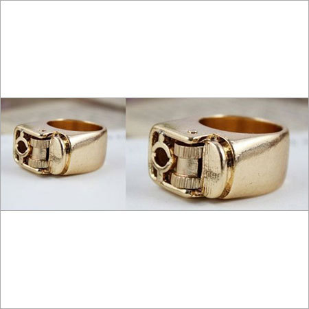 Finger Ring With Lighter Style