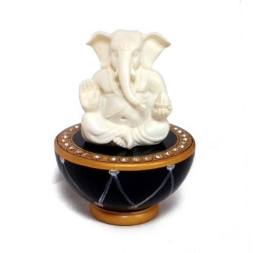 GANESHA IDOL ON DECORATIVE TABLA