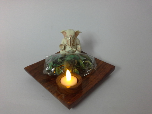 GANESHA IDOL ON WOODEN PLATE
