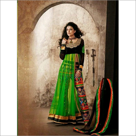 Beautiful Exclusive Designer Fancy Kameez
